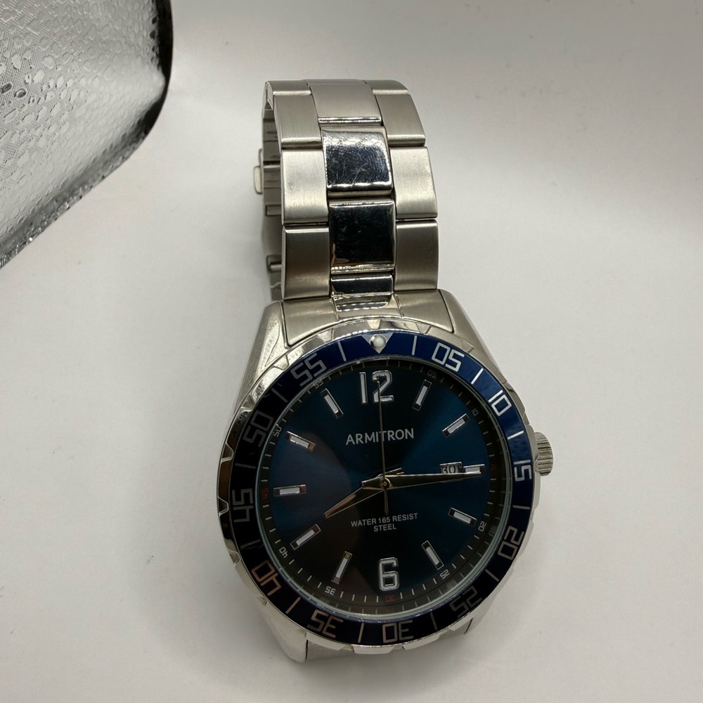 Armitron Blue Face/Bezel Stainless Steel Luminescent Quartz (New Battery) - Picture 9 of 15